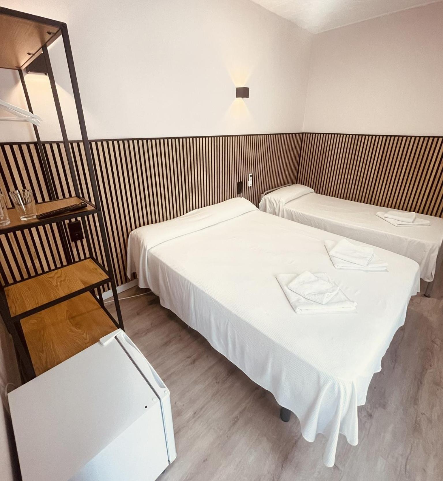 Hotel Colibri Calella Camera foto