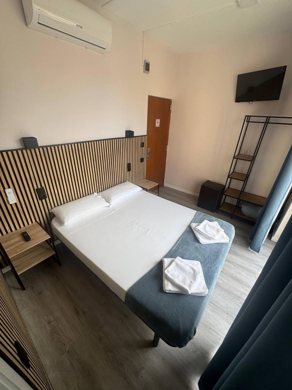 Hotel Colibri Calella Esterno foto